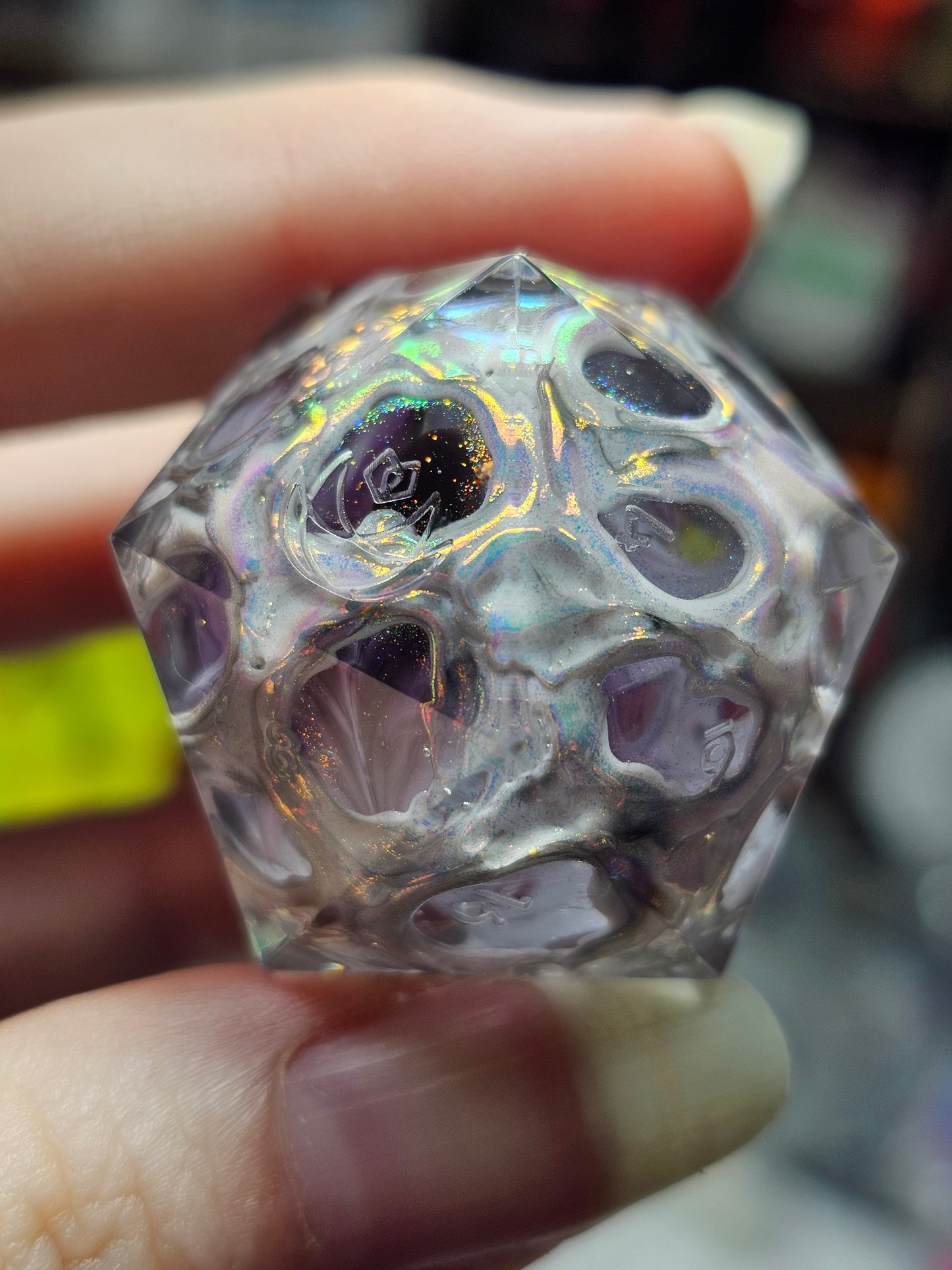 Anomaly Wild Rune 33mm Chonk D20