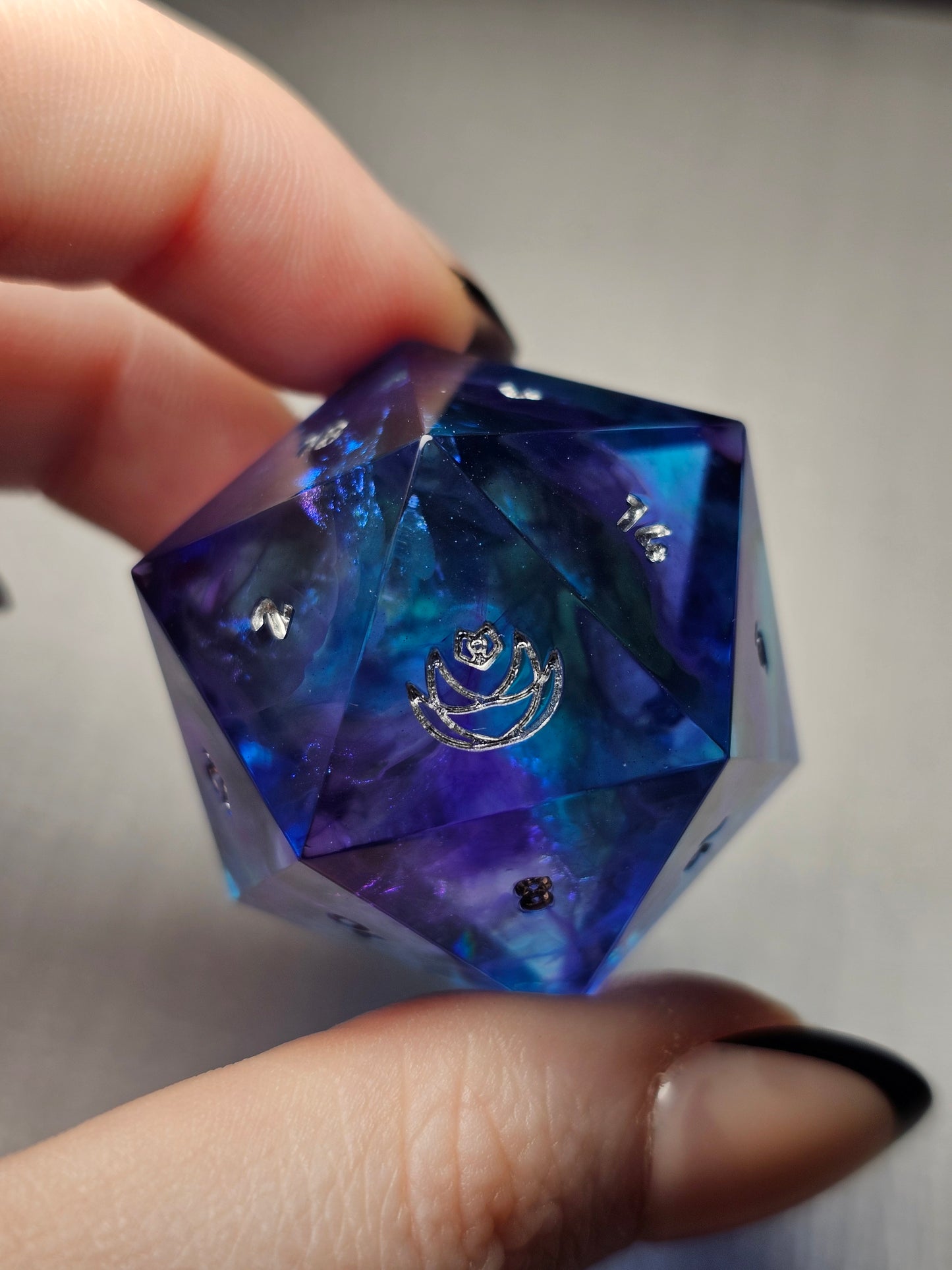 Lunar Femme 33mm Chonk D20