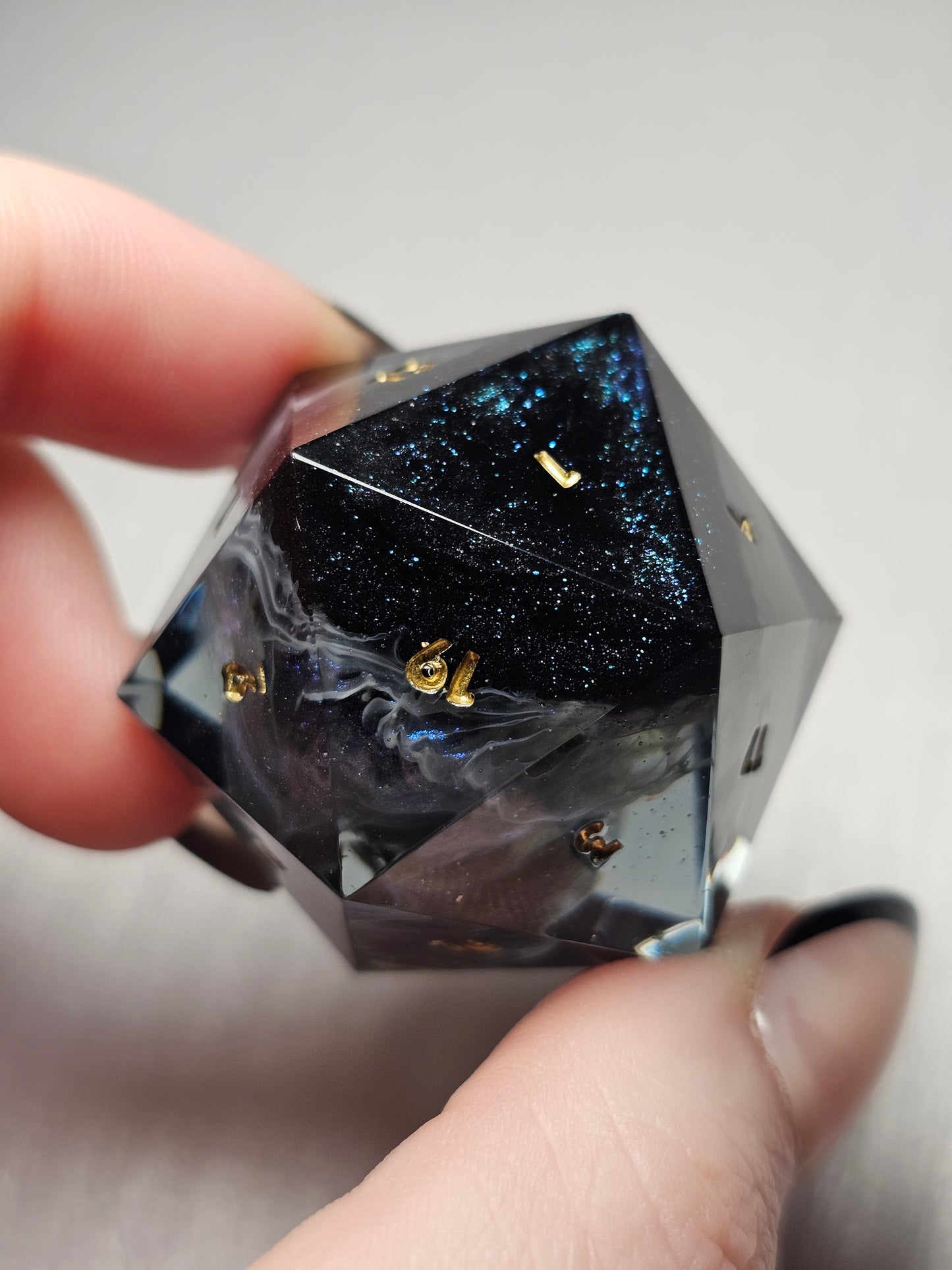 Lunarkiss 33mm Chonk D20