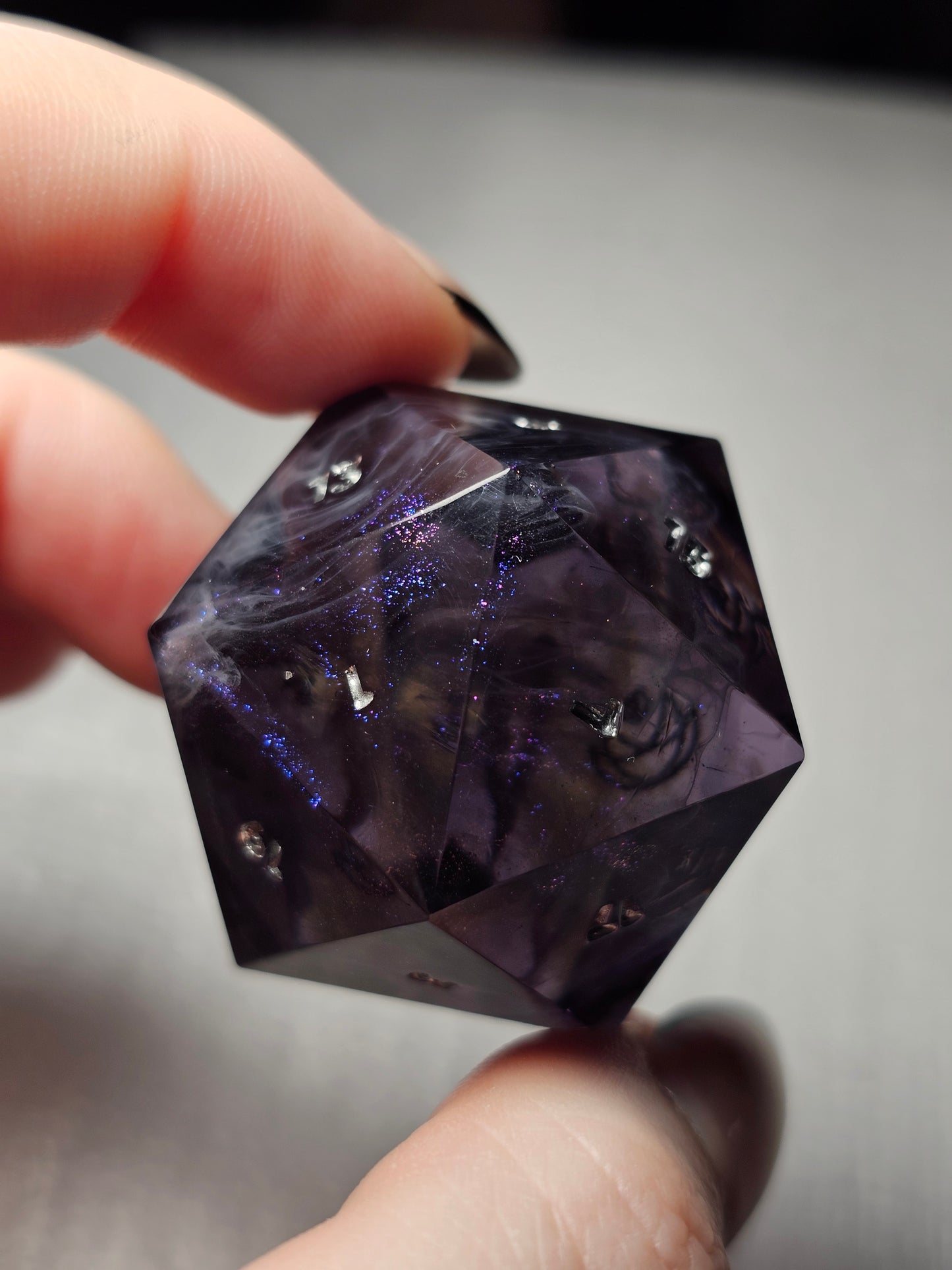 Black Comet 33mm Chonk D20