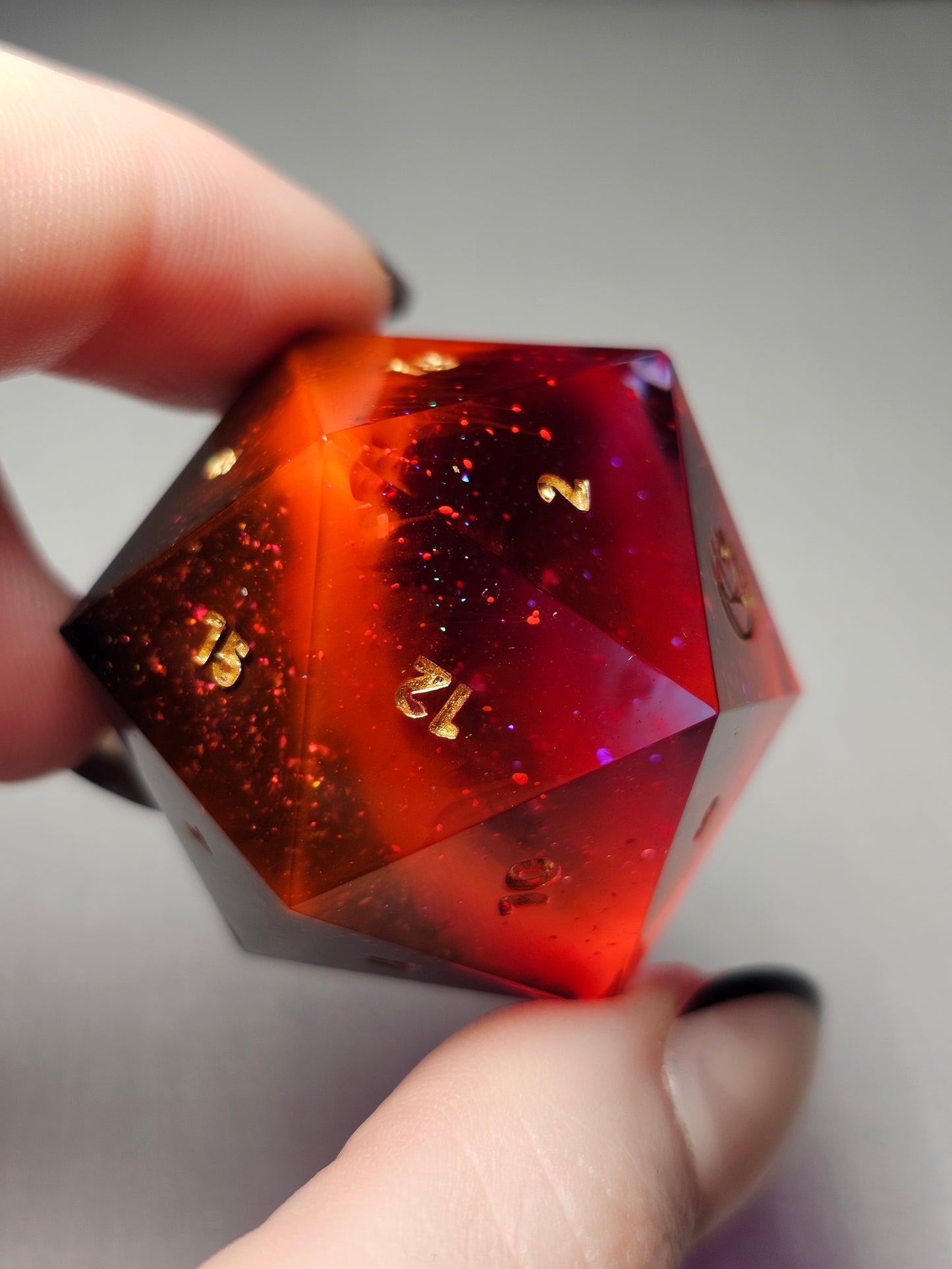 Witchlight Star 33mm Chonk D20