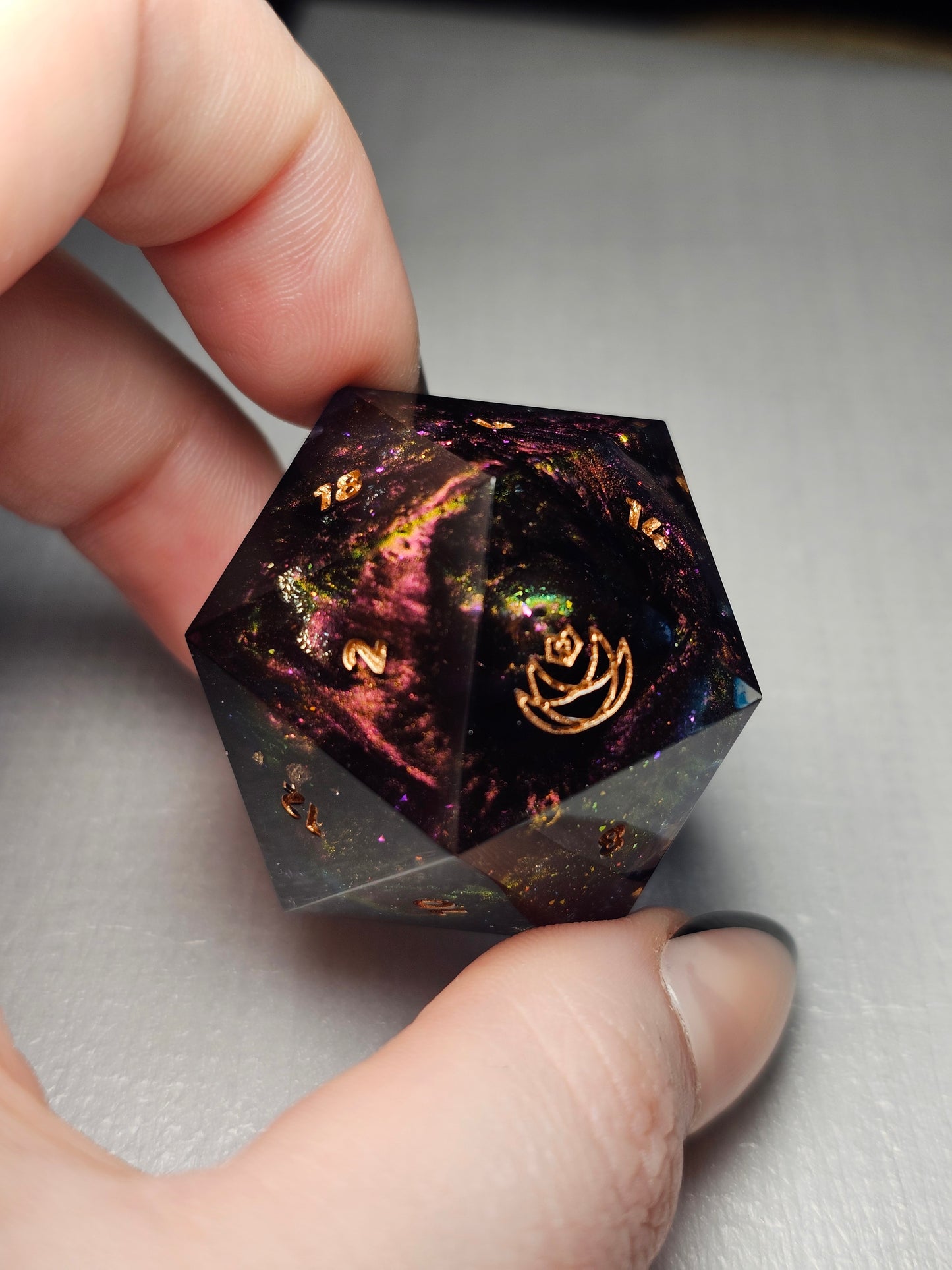 Void Siren 33mm Chonk D20