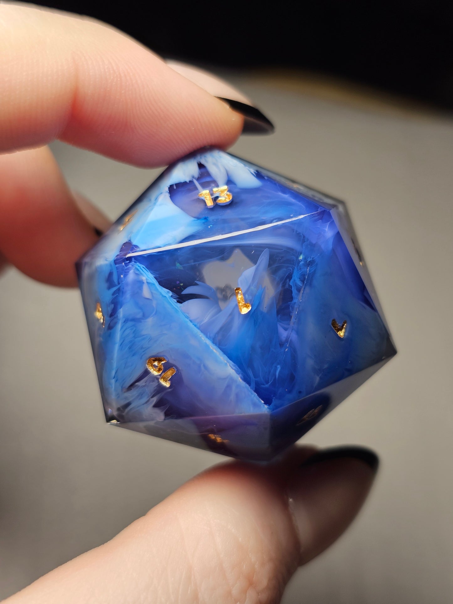 Astral Doll 33mm Chonk D20