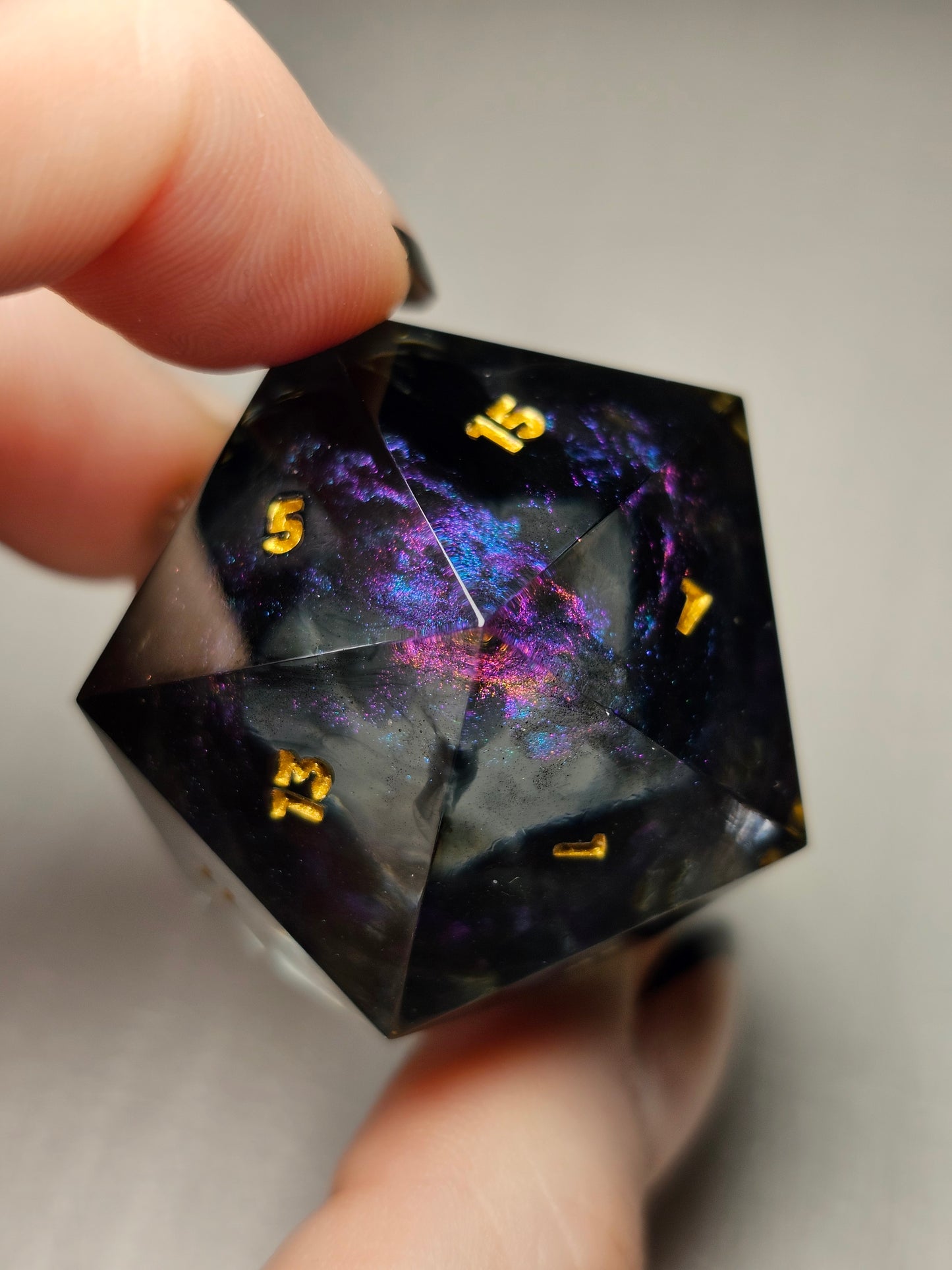 Shadow Keeper 33mm Chonk D20