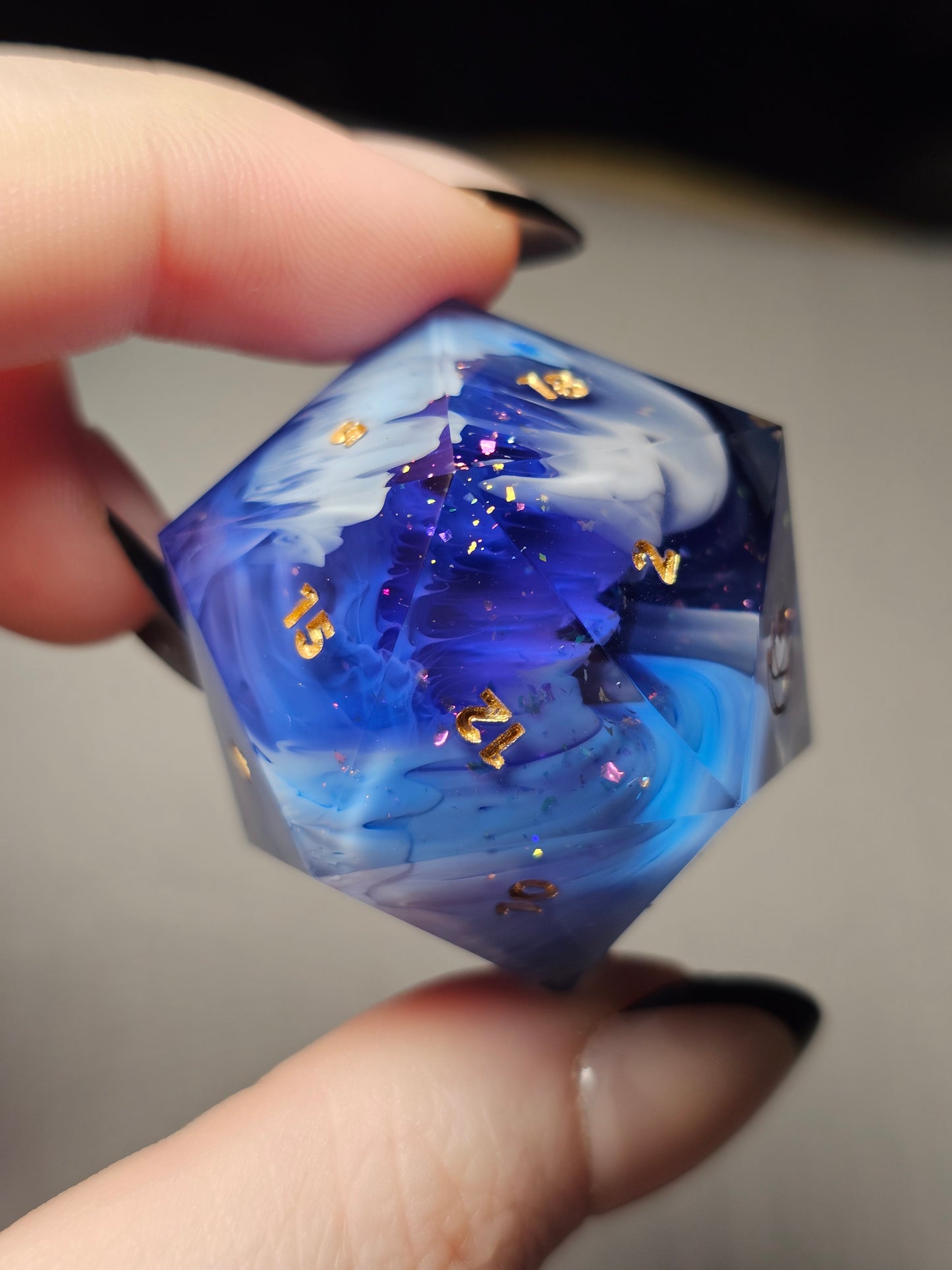 Astral Doll 33mm Chonk D20