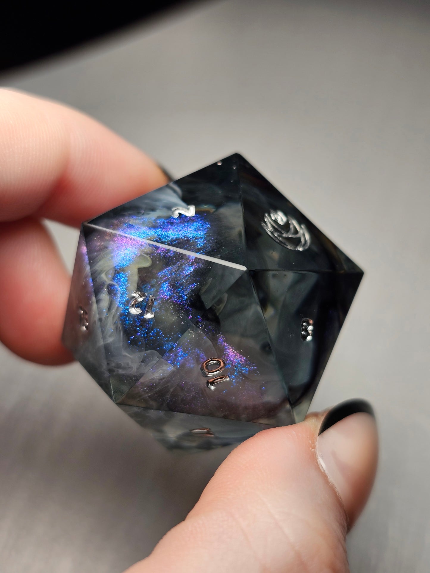 Iridescent Realm 33mm Chonk D20