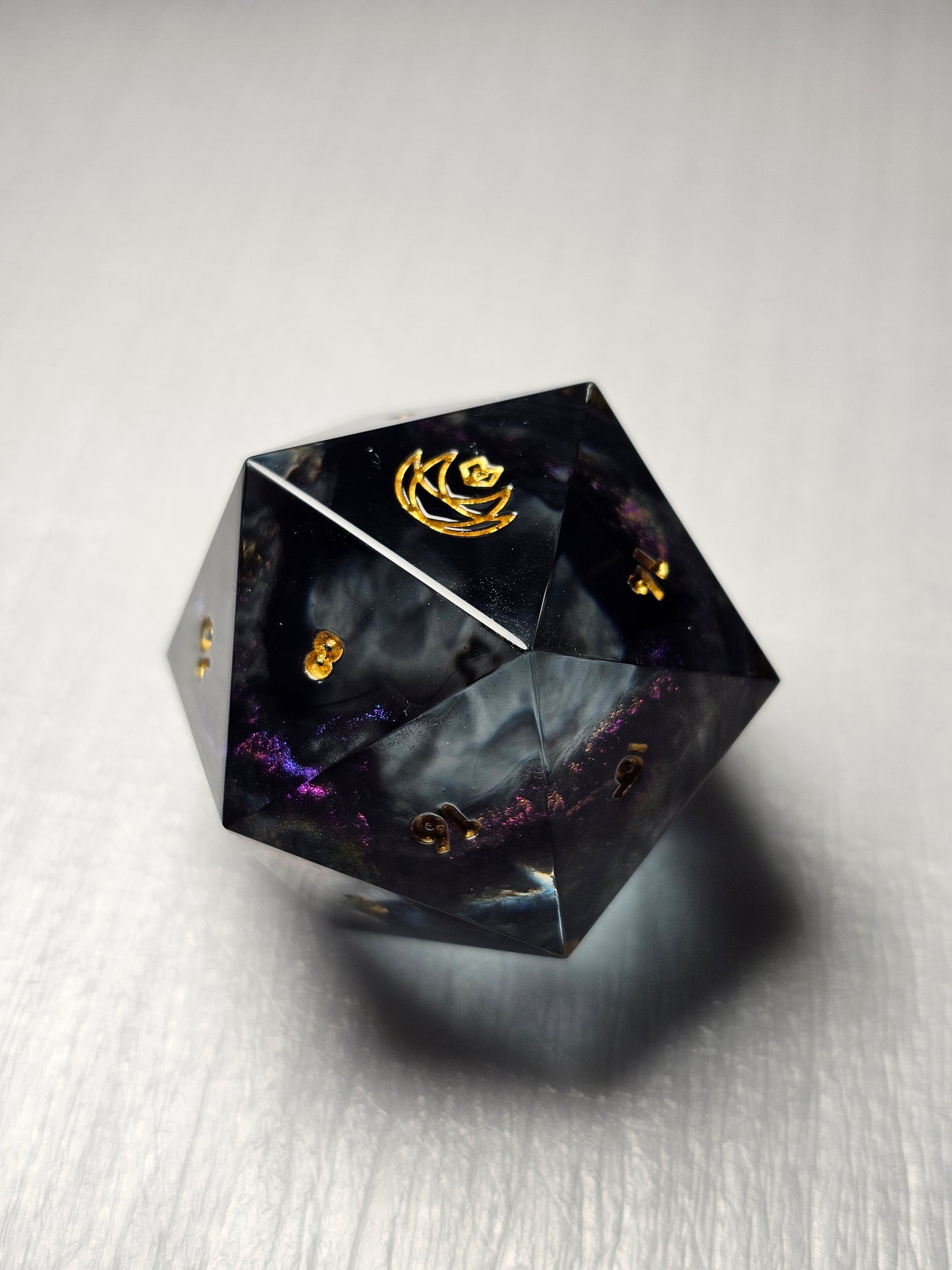 Shadow Keeper 33mm Chonk D20