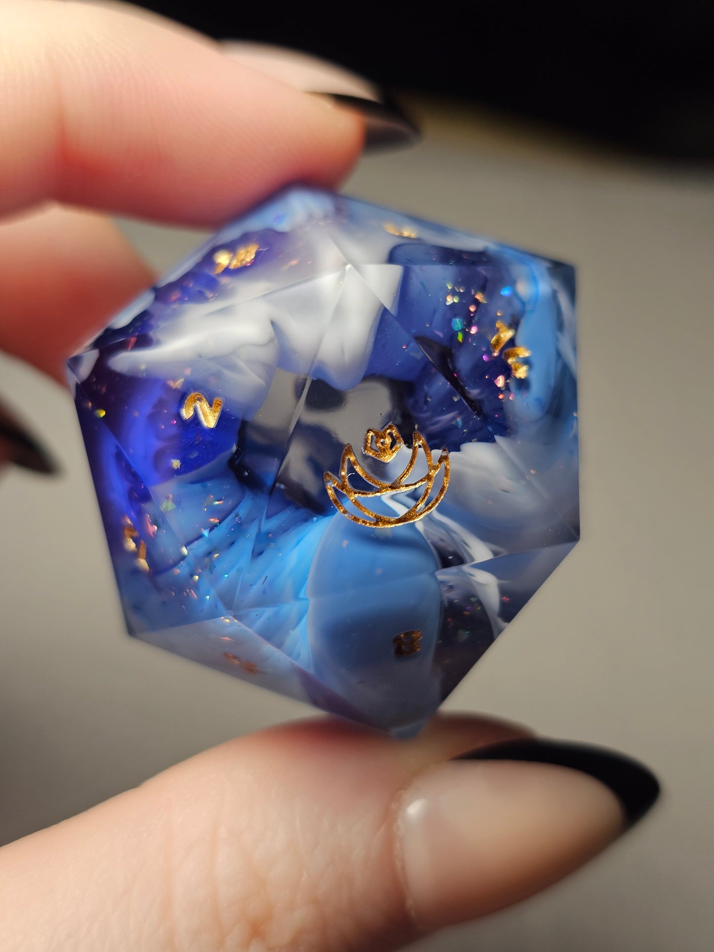 Astral Doll 33mm Chonk D20