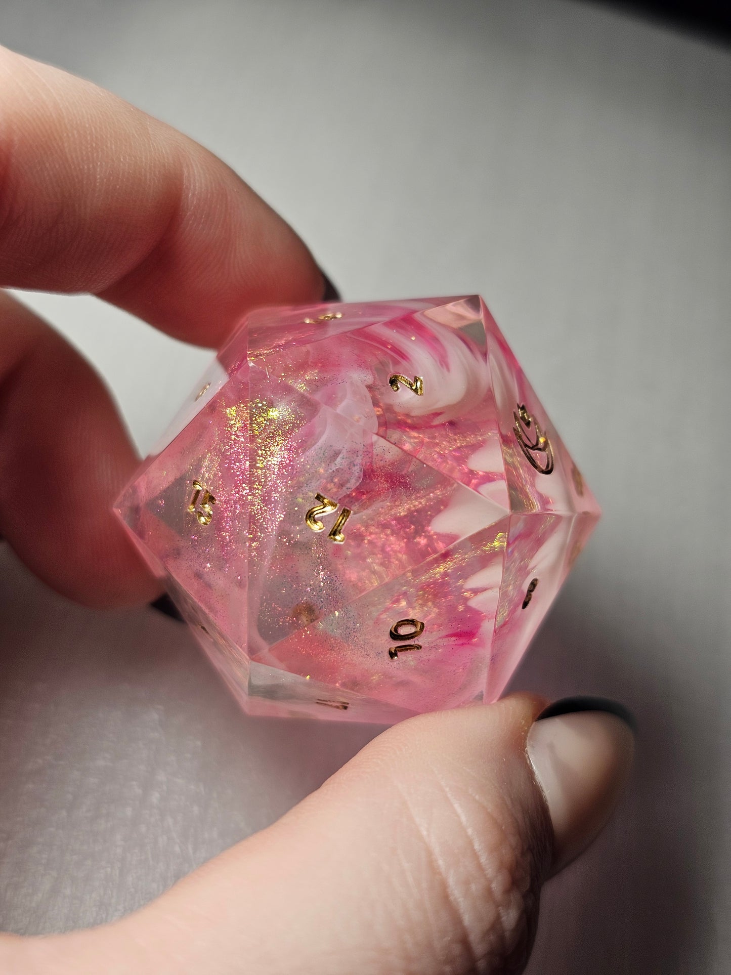 Astral Blush 33mm Chonk D20