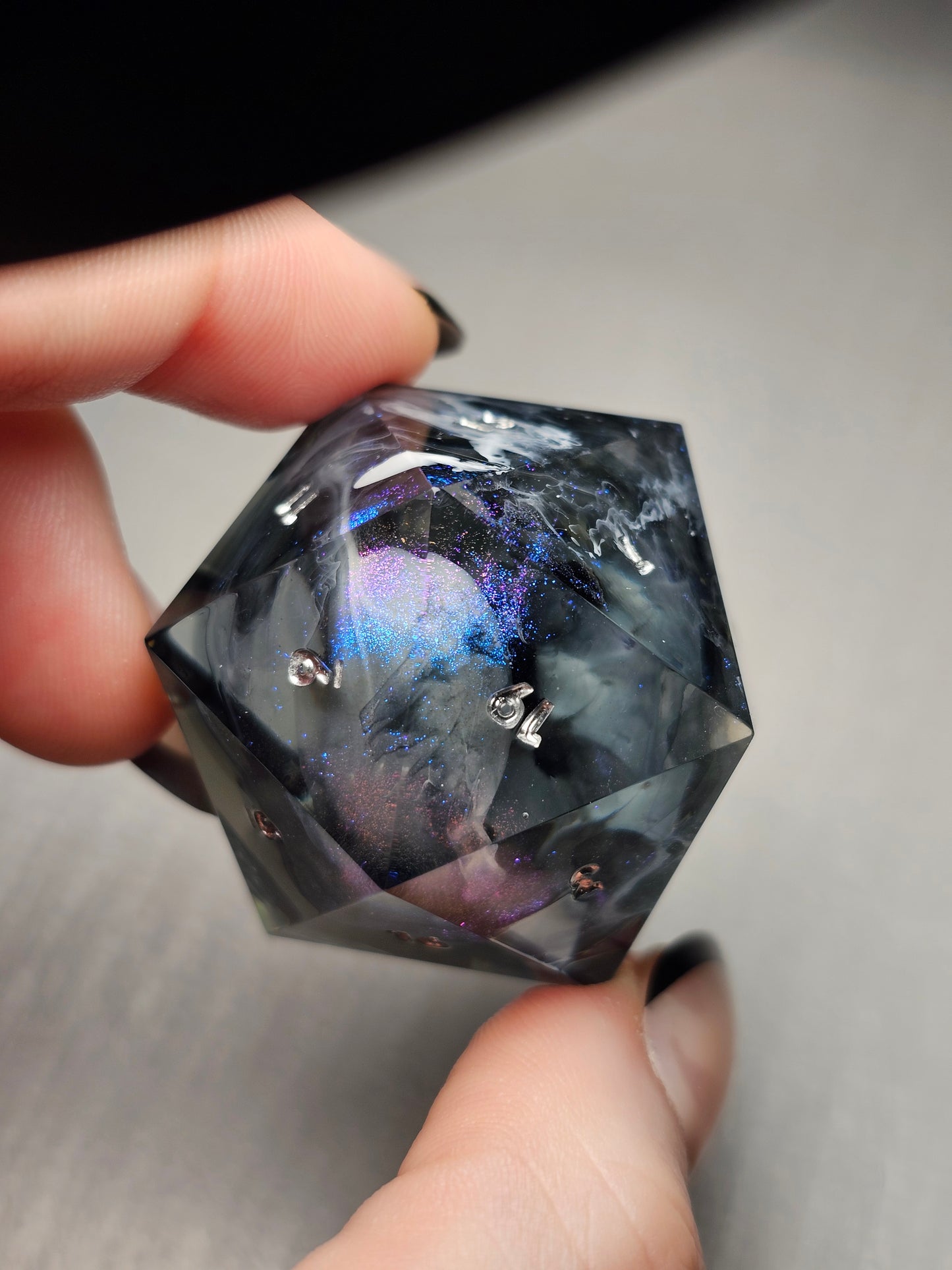 Iridescent Realm 33mm Chonk D20