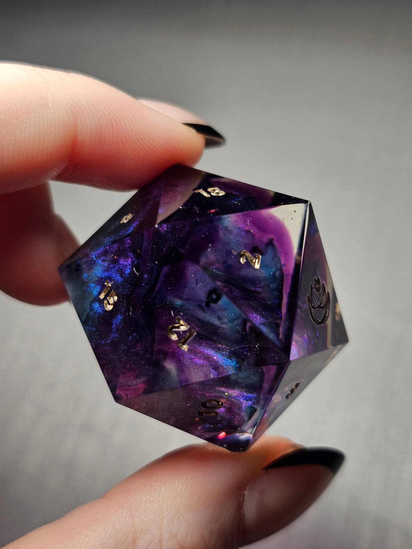 Starlace 33mm Chonk D20