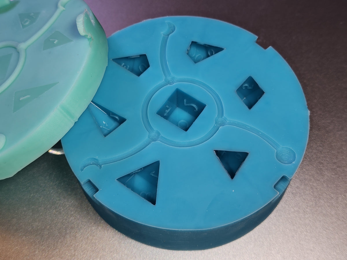 7PC Polyhedral Dice Mold